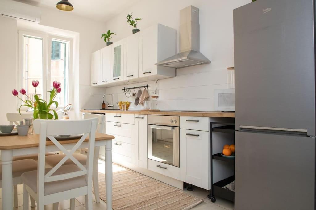 Brand New City Center Apartment Nostalgija Split Exterior foto